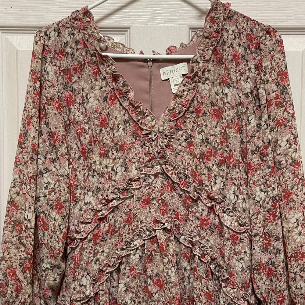 Apricot | Floral | Ruffle | Tiered | V-Neck | Long Sleeve | Mini Dress | Size 8 - Picture 3 of 16